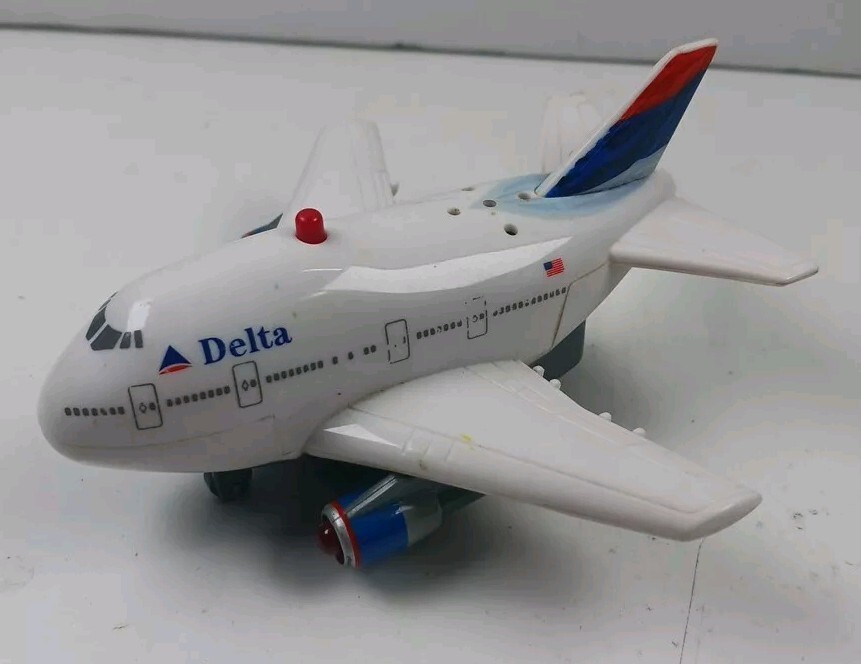 Delta Plane Pullback Flashing Lights Rare 1995 New Batteries