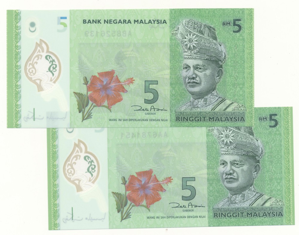 Malaysia 5 Ringgit  Sign: Zeti Aziz- Polymer Notes (2) AA & AB - Unc  P. 52a