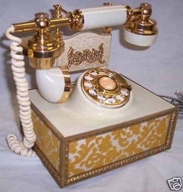 AMERICAN TELECOMS DECORATOR CRADLE PHONE 1970s