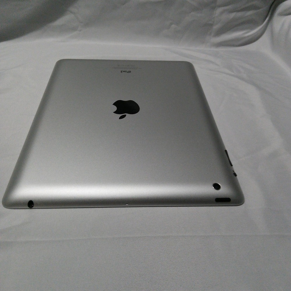 Apple iPad 4th Generation - White