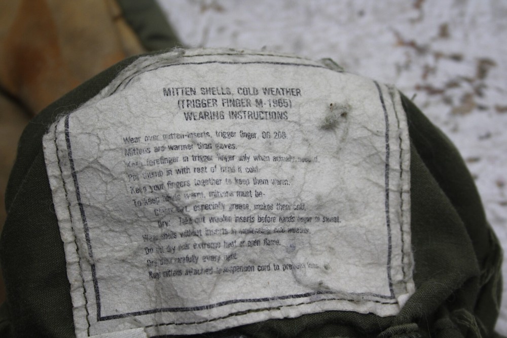 US Army Medium M-1965 Leather Trigger Finger Cold Mittens Gloves M65 Shells