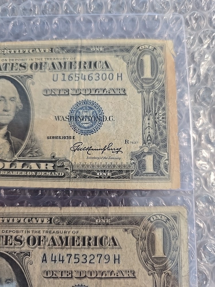 Three-$1 1935E "NO MOTTO" SILVER CERTIFICATE NOTES