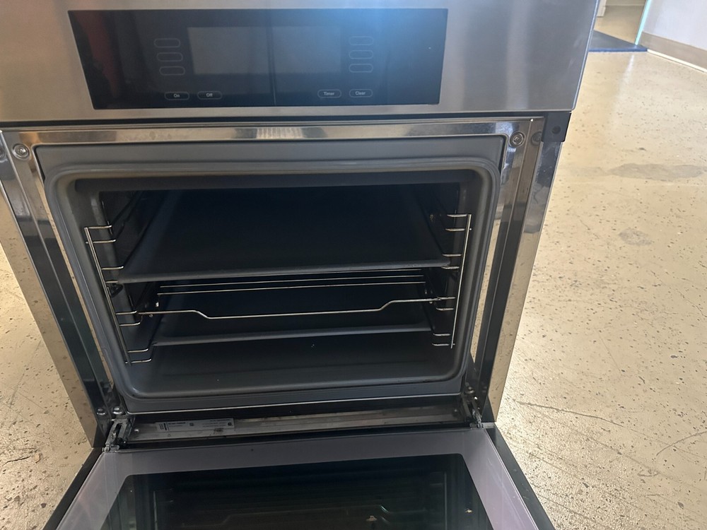Convection Single Oven Electric 240V