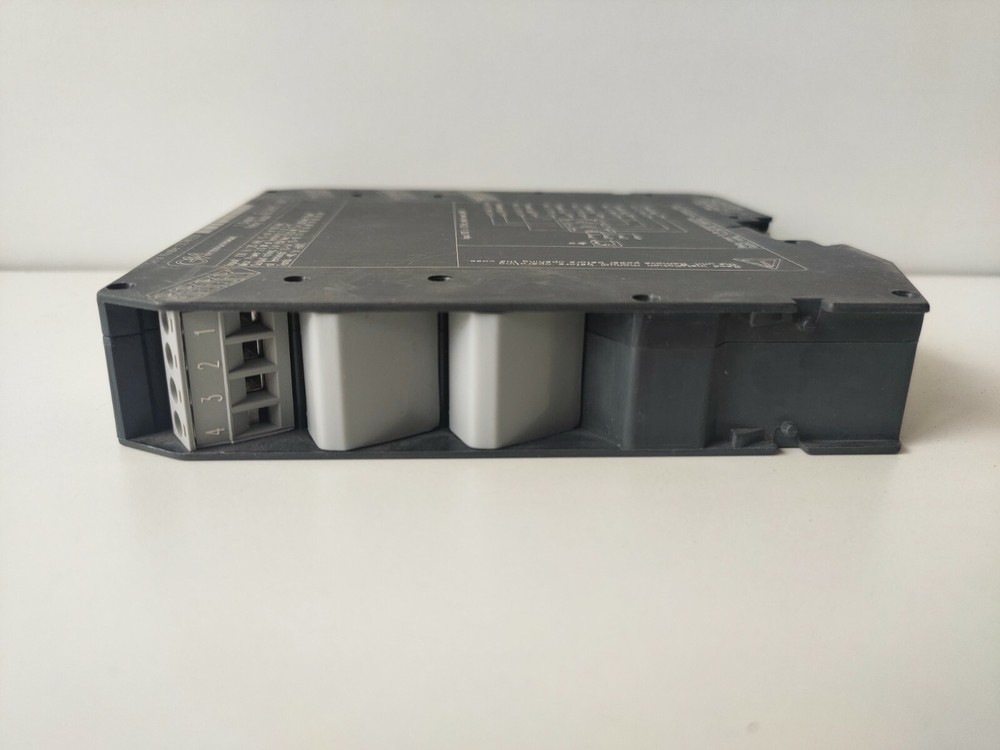GM INTERNATIONAL D5290S-084 RELAY OUTPUT MODULE