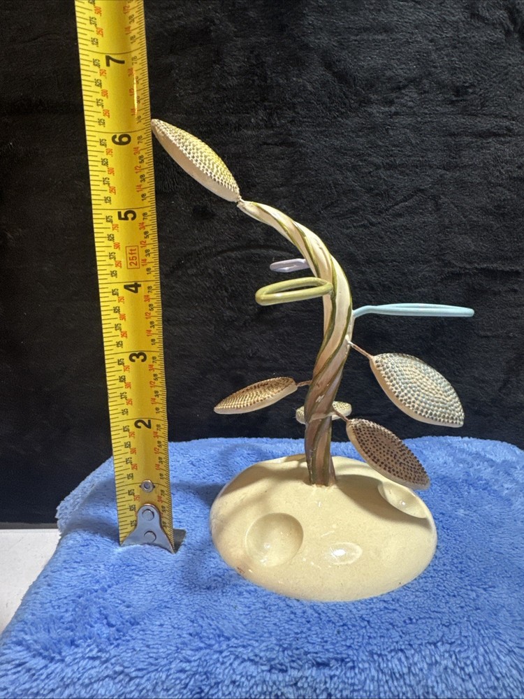 Ceramic Plant Leaf Scuplture
