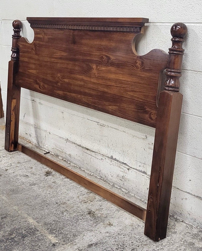 Vintage Full Size Traditional Style Headboard