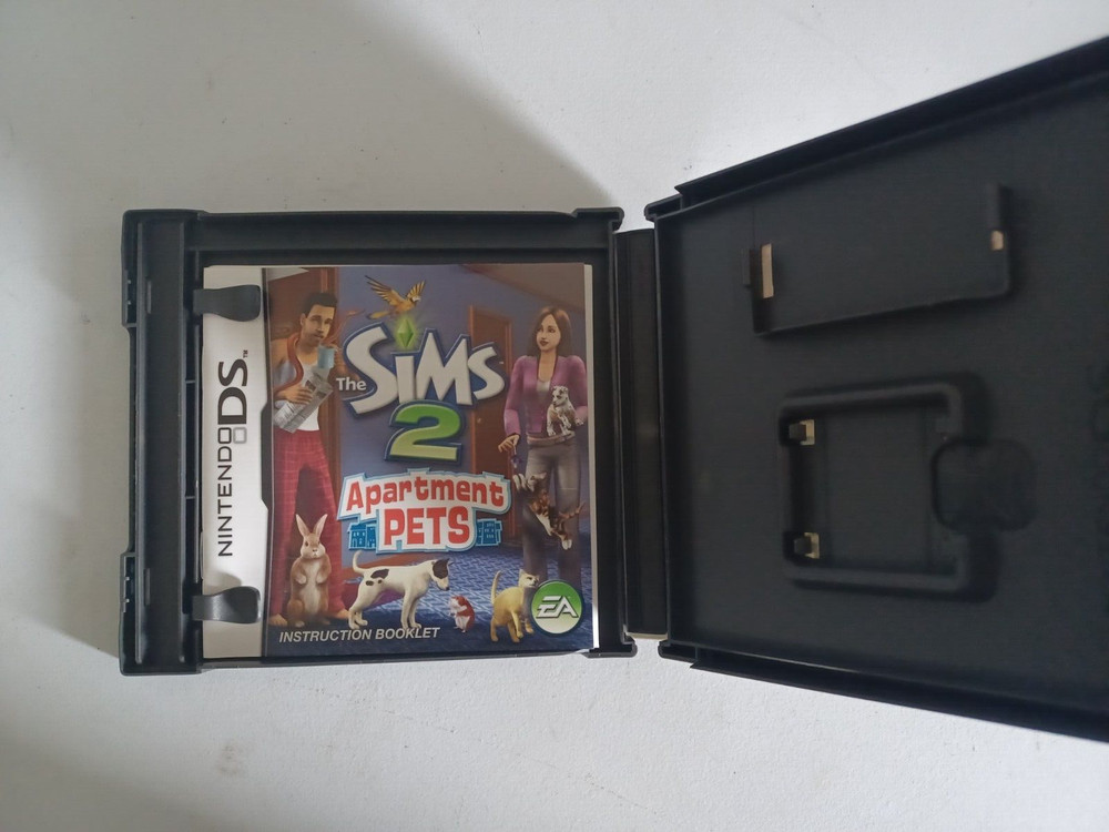 6 Nintendo DS game Cases and notice