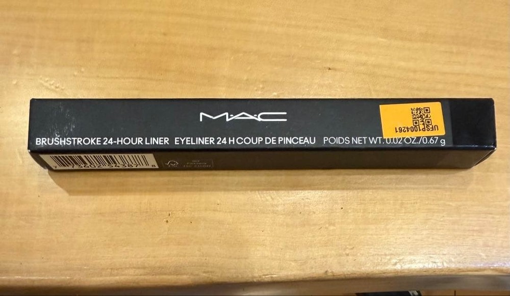 MAC Brushstroke 24Hour Black Eyeliner 0.67g