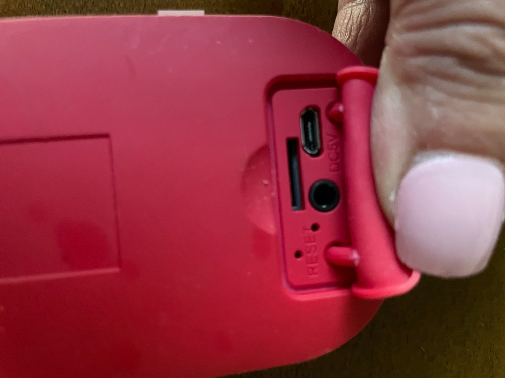 Billboard Wireless Water-Resistant Portable Speaker