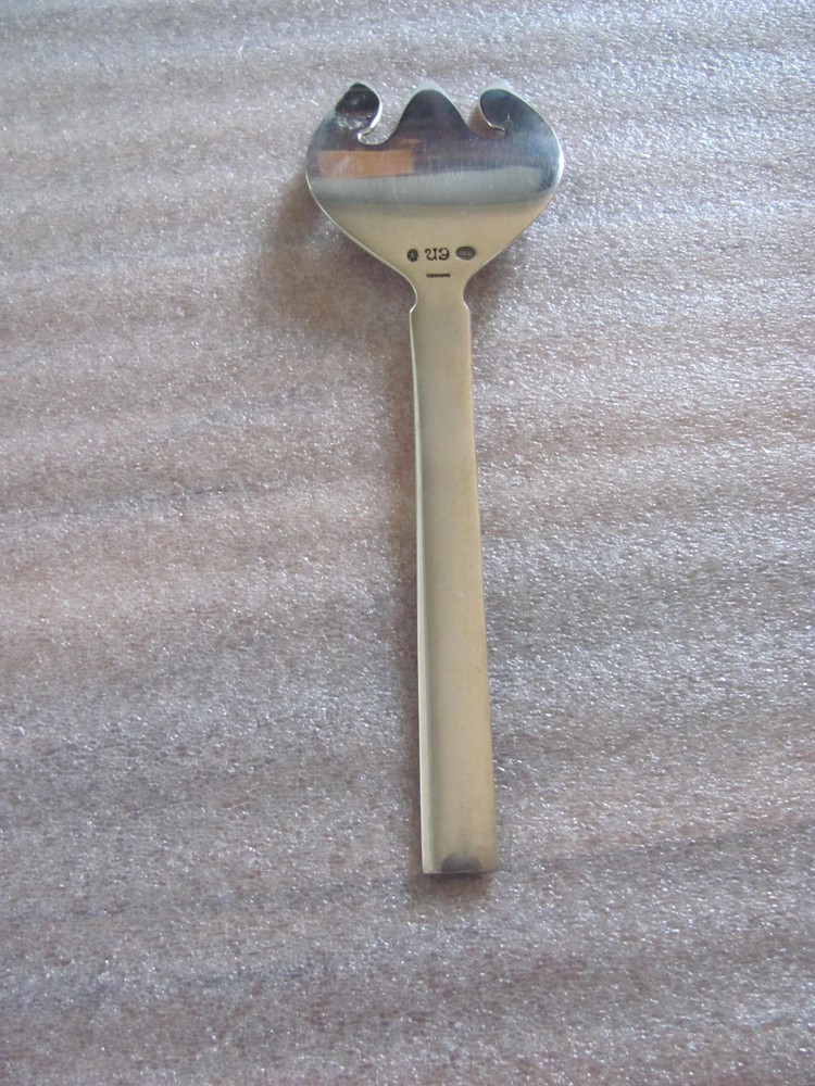 Evald Nielsen Denmark Silver 830 - Pattern #33 - Cake-Fork/Pastry Server 6 5/8"