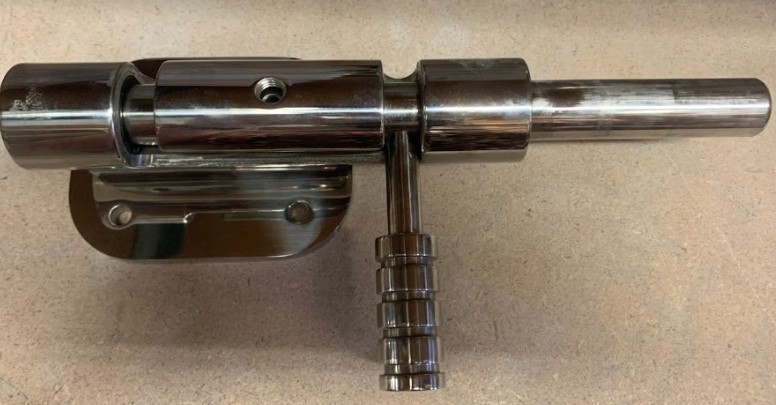 BARREL BOLT LATCH FOR DIVE DOOR