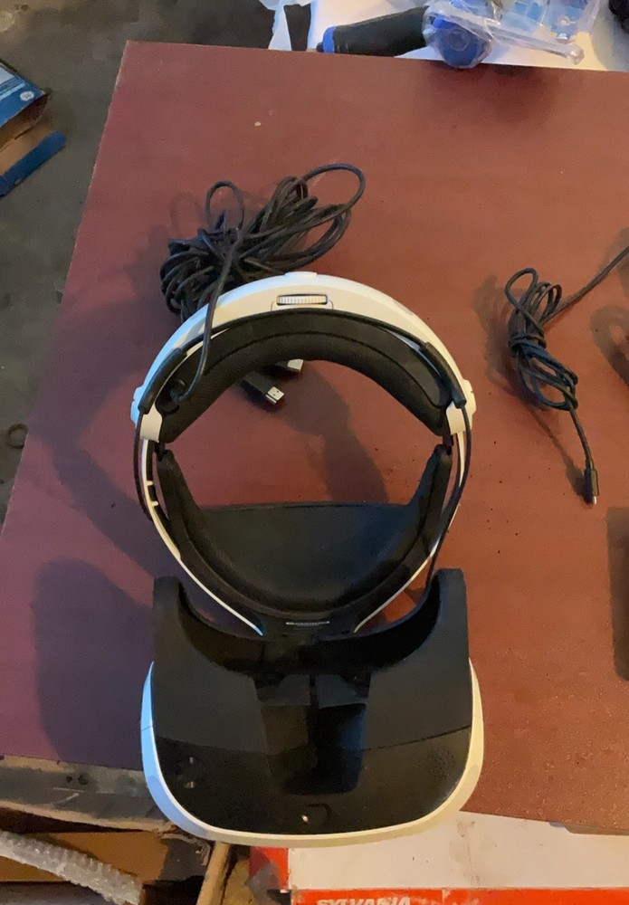 PlayStation Vr Station Headset & Controllers
