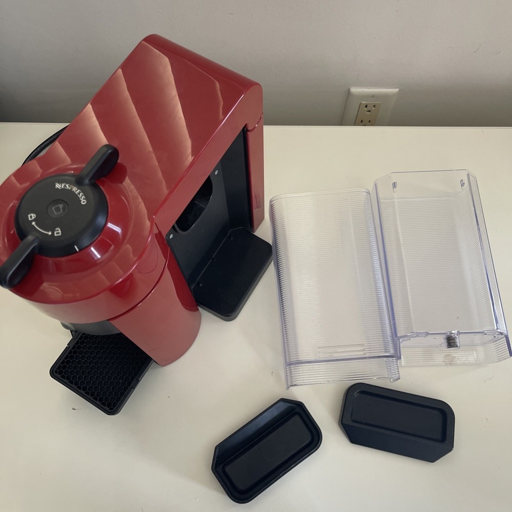 Nespresso VertuoLine Espresso Machine Type GCC1 - Red