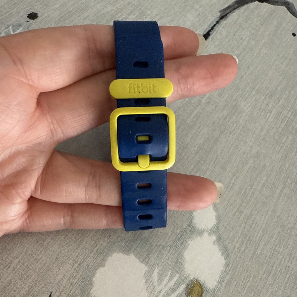 Fitbit Inspire Activity Tracker Working Small Band FB412 Tested