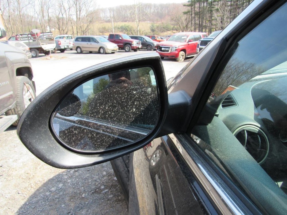 6 2013 Glove Box 1036858