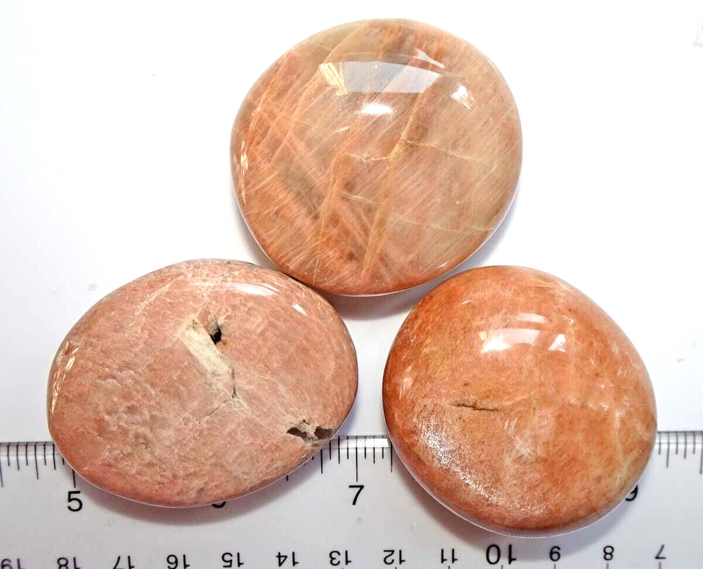 Peach Moonstone Pebbles - Madagascar sc746e