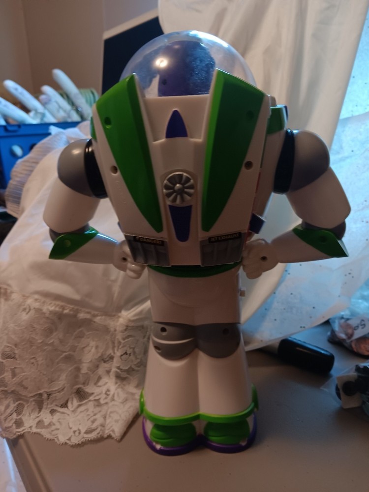 buzz lightyear bubble blower