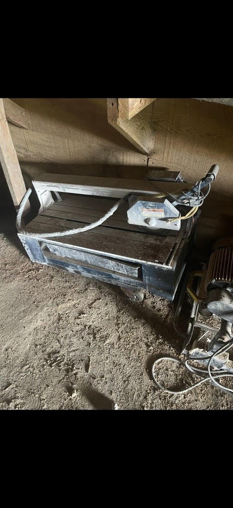 Used Tile Saw strong