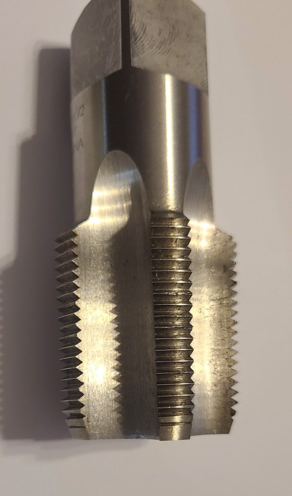 1 1/4-11 1/2 CS NPT PIPE TAP