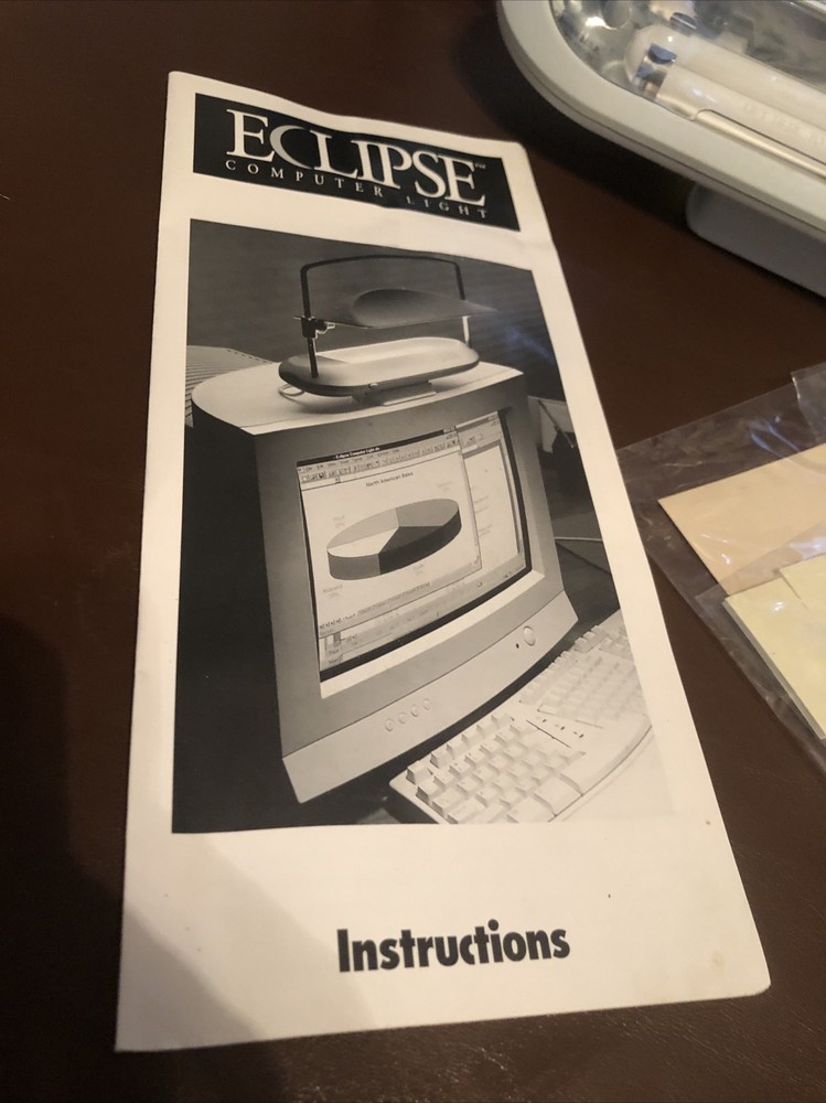 ECLIPSE COMPUTER LIGHT •Reduces Glare & Eyestrain •Ergonomic •Easy to Mount