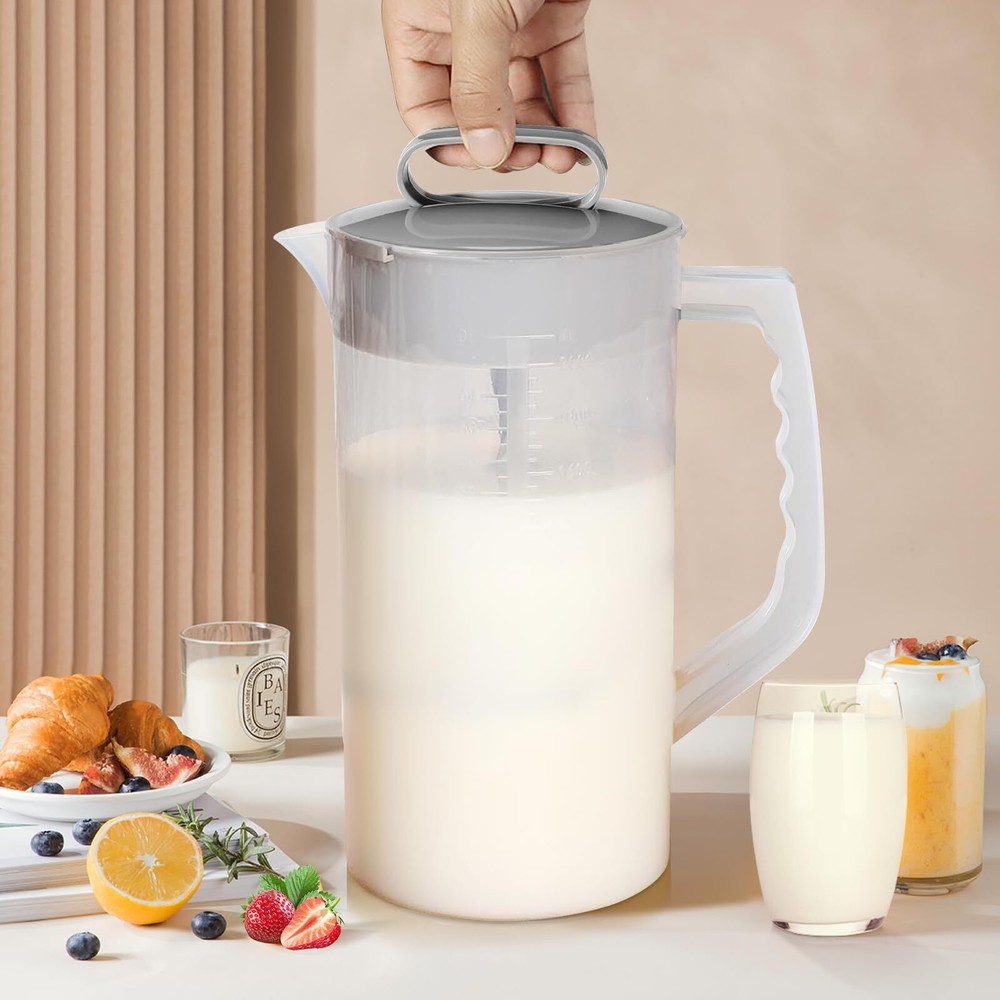 Mixing Pitcher For Drinks 2 Quart/ 64oz Plastic Water Pitcher With Lid Angled Pl