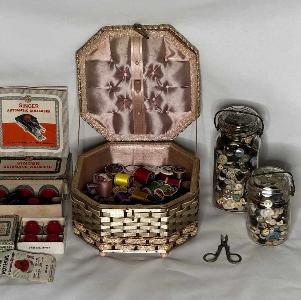 VTG Sewing Notions Lot Octagonal Basket Button Jars Thread & Seger Zigzager