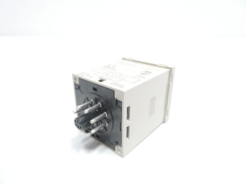 Omron H3CR-A8 Timer 100-240v-ac