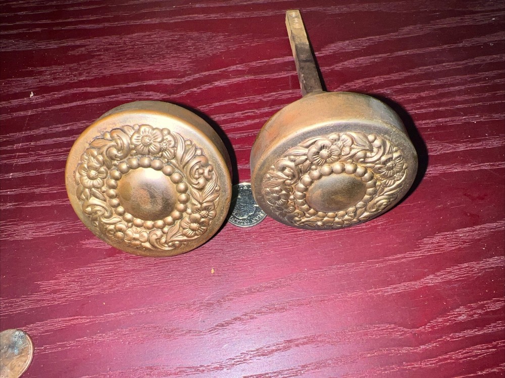 Lot of 2 Antique RUSSEL & ERWIN Solid BRASS Victorian Floral Pattern DOOR KNOBS