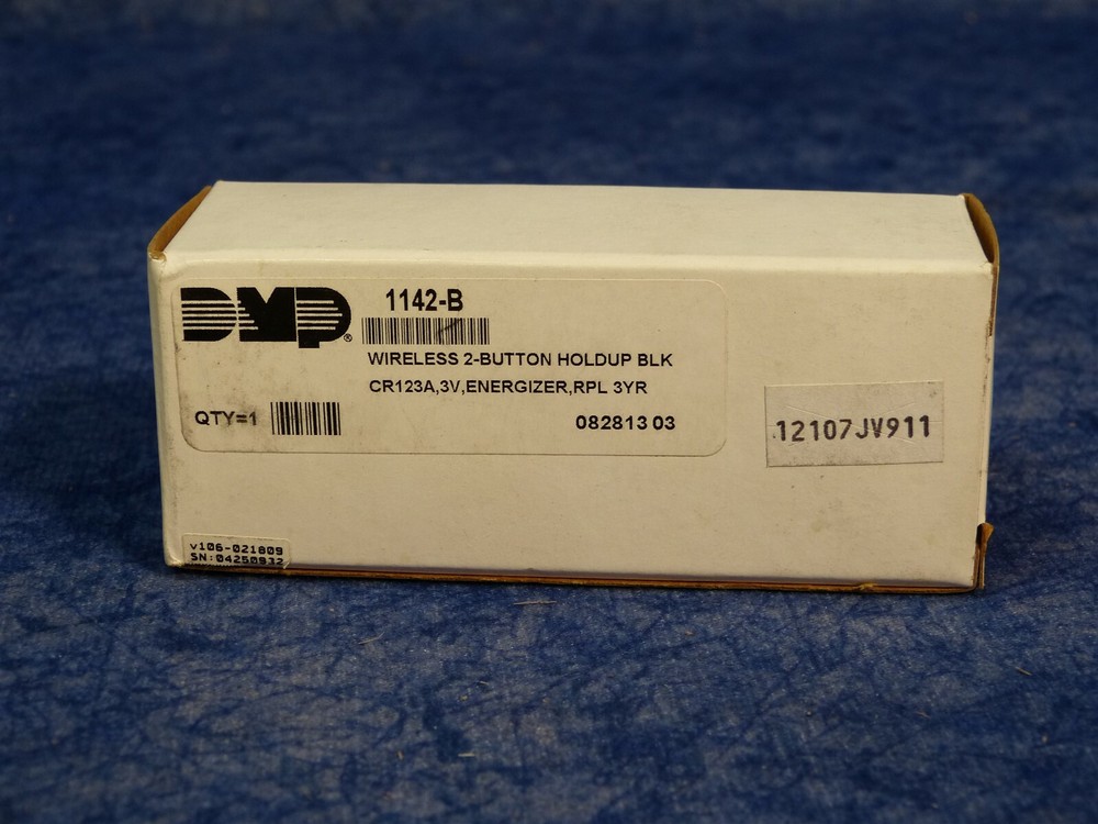 DMP Security 1142-B Wireless 2-Button Holdup Black (G103)