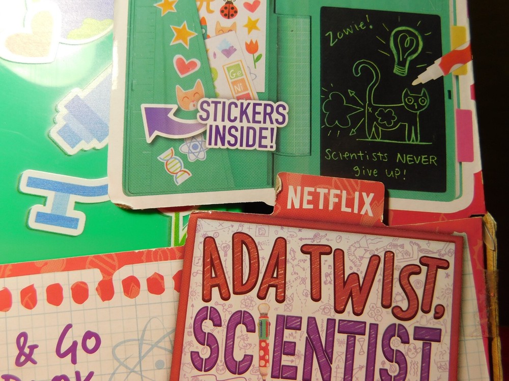 LRN~Just Play ADA Twist Scientist Glow & Go Notebook NEW!!