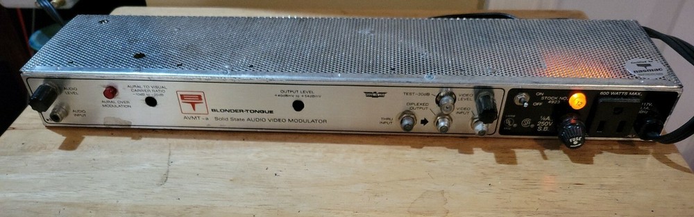 Vintage Blonder-Tongue AVMT- a