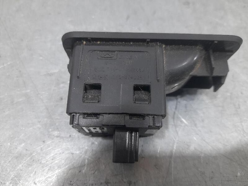 3746150BA window regulator switch rear right DR 4.0 EV 2019 4852161