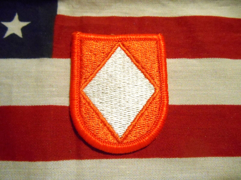 35TH SIGNAL BN AIRBORNE BERET FLASH