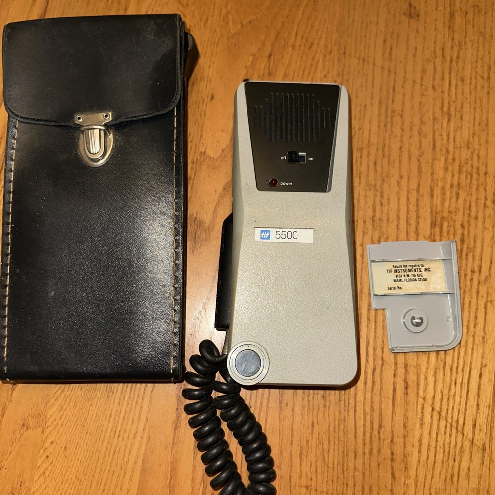 TIF 5500 Pump Style Automatic Halogen Leak Detector & Case