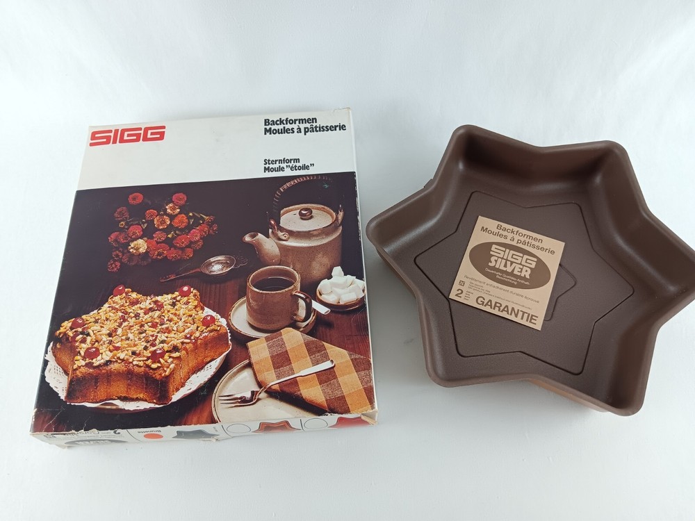 Vintage SIGG Tourist Baking Mold Copper