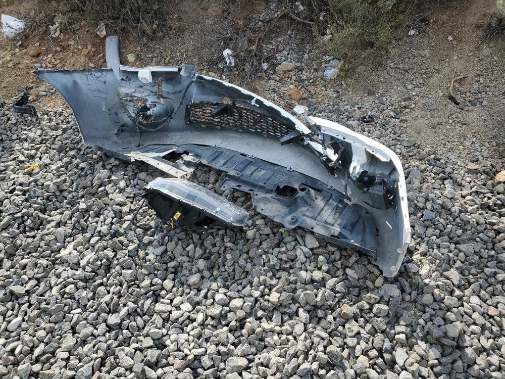 LEFT WHT ROCKER PANEL MOULDING OEM 2017 MITSUBISHI LANCERMIT 6512A487