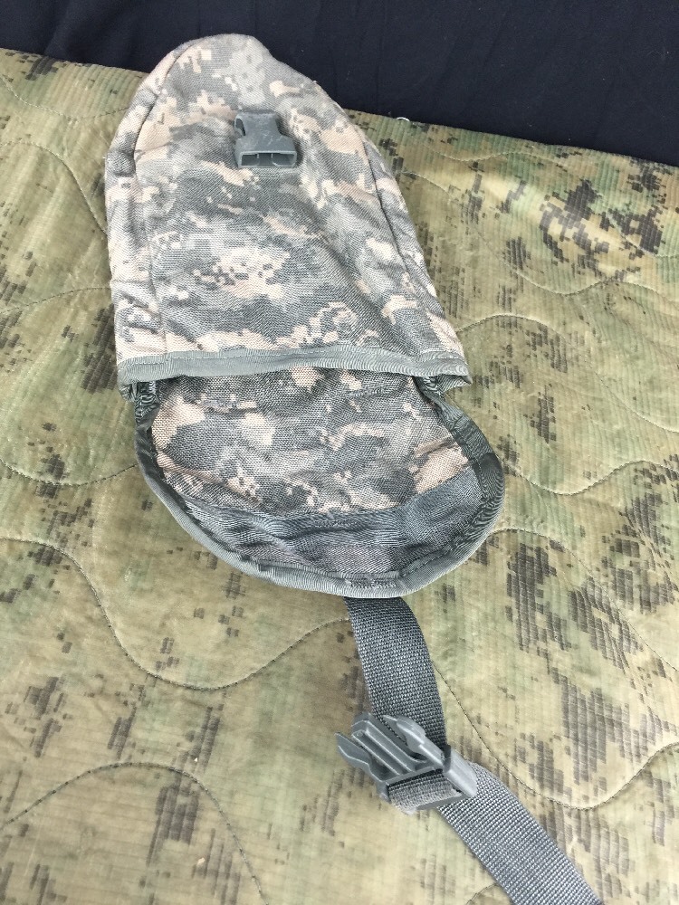 US MILITARY MOLLE II - ACU DIGITAL ENTRENCHING E-TOOL CASE DUMP POUCH EUC