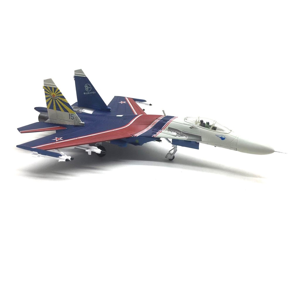 1: 100 Russian Su-27 Warrior Performance Aircraft Model Display Collection Gift