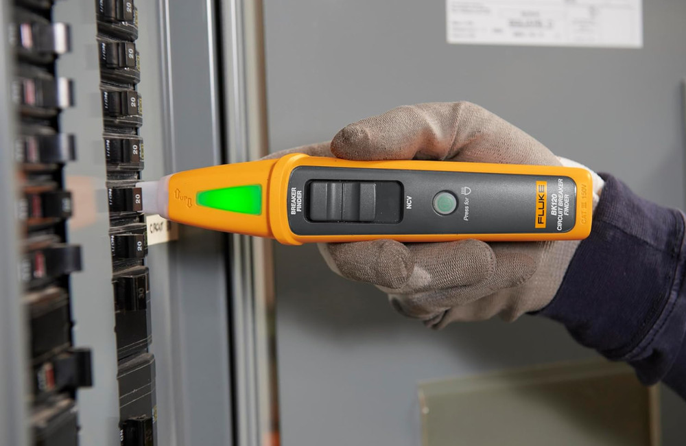 NEW-BK120 SmartTrace Breaker Finder and Socket Tester