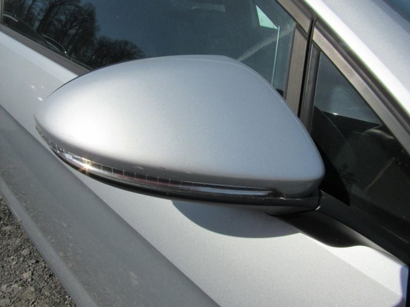 GTI 2016 Glove Box 955029