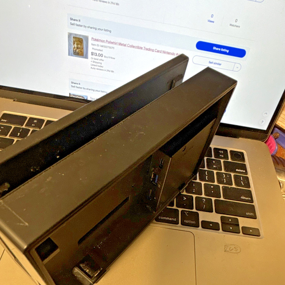 Nintendo Switch Charging Dock Black USB Console For Nintendo Switch. UNTESTED