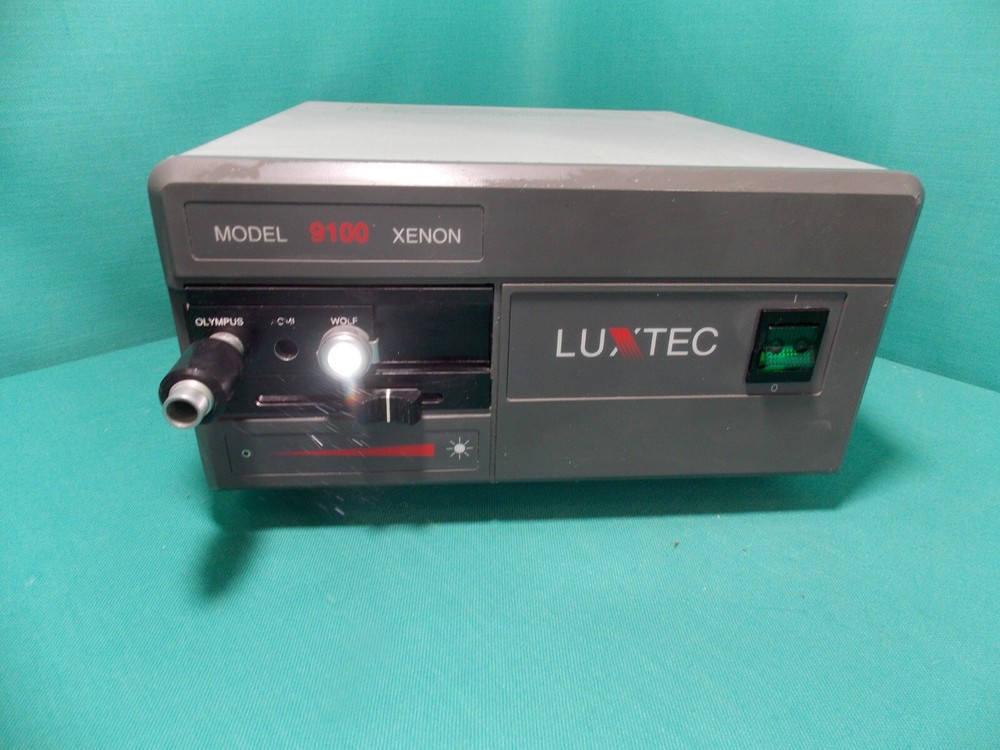 LUXTEC MODEL 9100 XENON LIGHT SOURCE (LAM-2392)