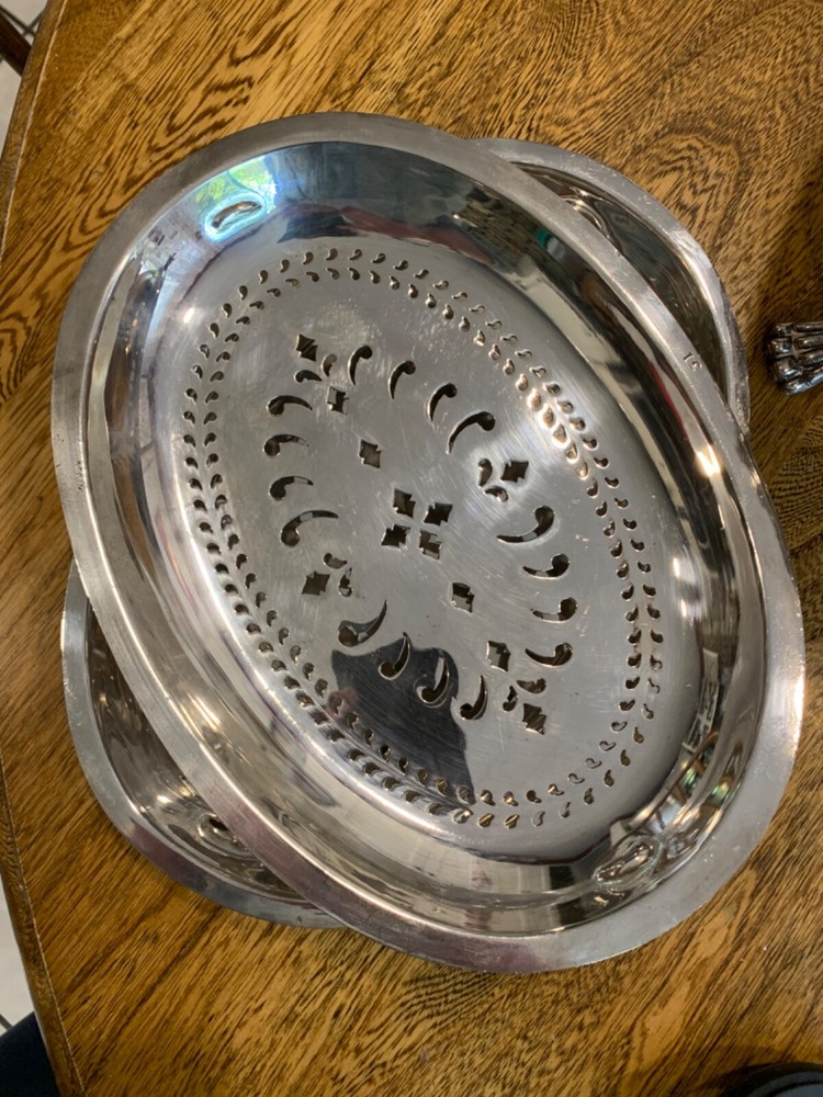 Walker & Hall Silverplate Revolving Domed Oval Warming Serving Dish