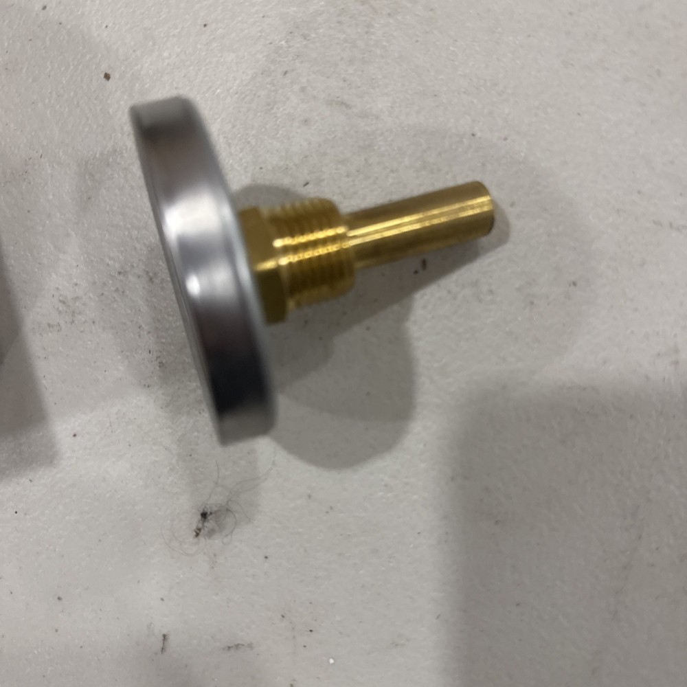 2-1/2” Dial 30-250F 1/2” MNPT Connection Thermometer