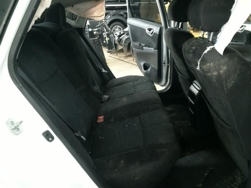 Driver Left Front Spindle/Knuckle Fits 11-25 LEAF 104636069