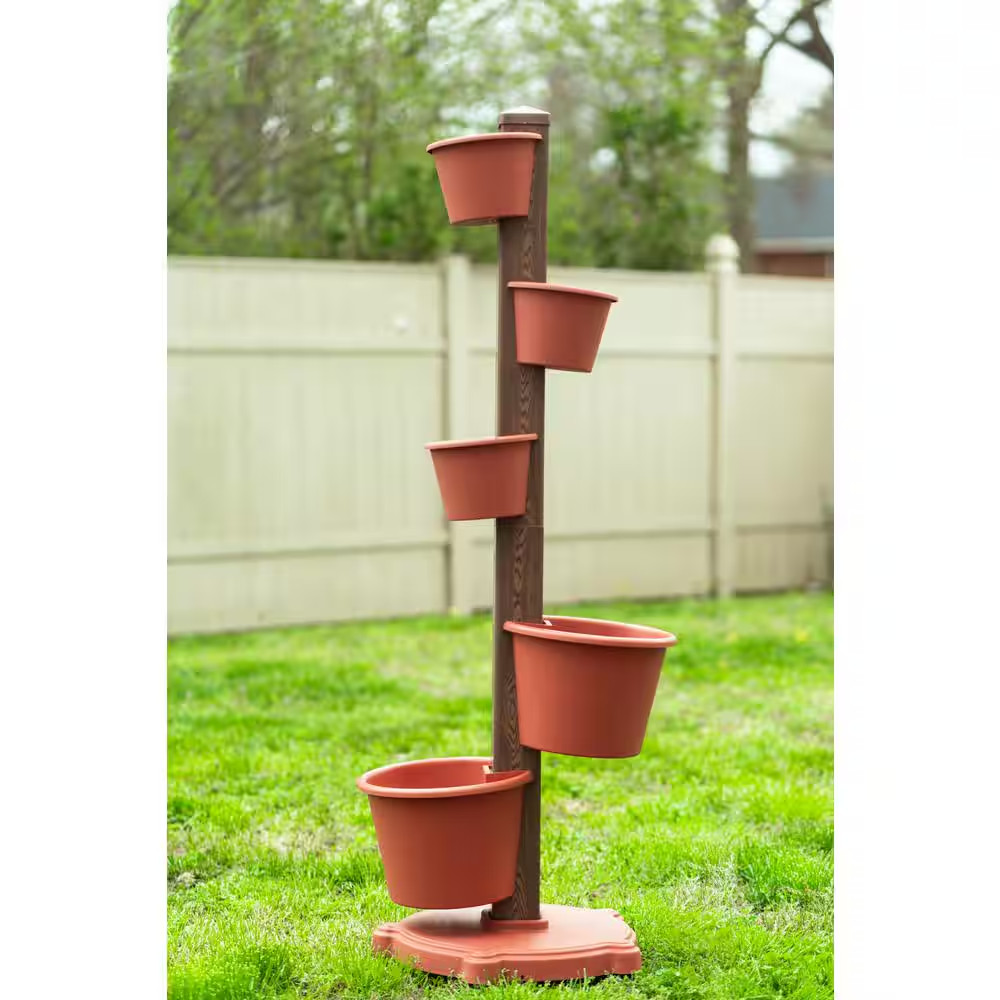 Vertical Gardening System in Terra Cotta