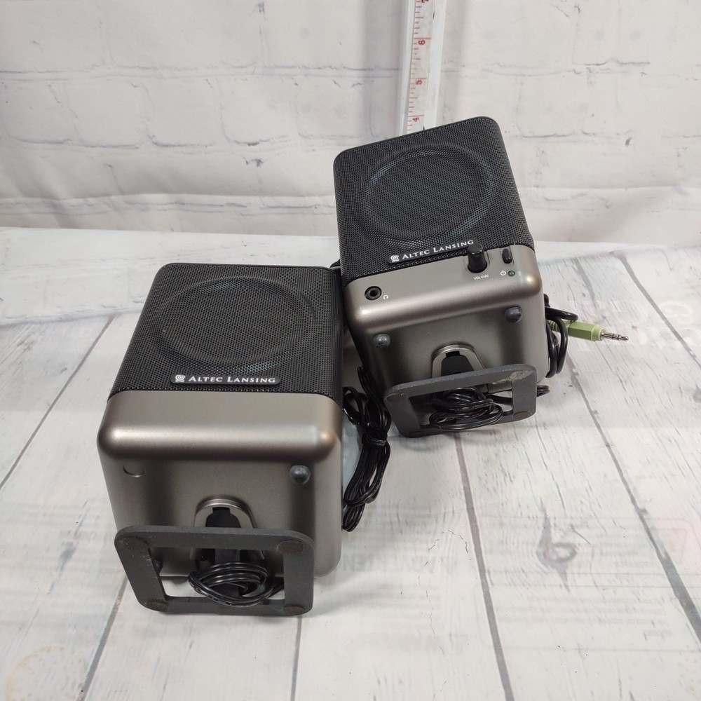 Altec Lansing 221 2.1 Computer Speaker System Subwoofer Satellites Multimedia PC