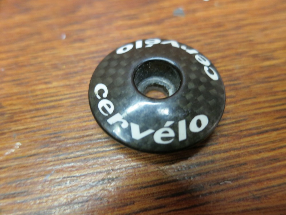 CERVELO  1 1/8" CARBON HEADSET STACK CAP (CAP ONLY)