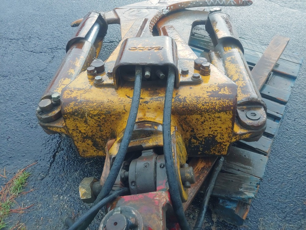 D5H Grapple Skidder Grapple AS Shown