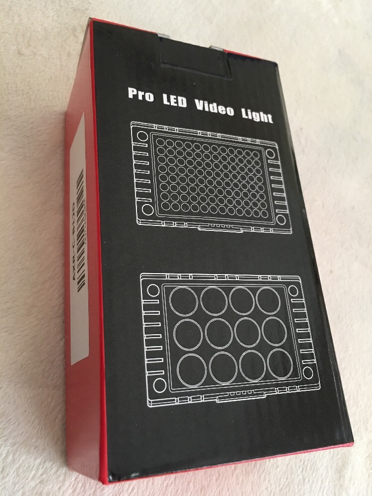 AXR-C-B12D On-Camera Pro LED Video Light (Daylight)